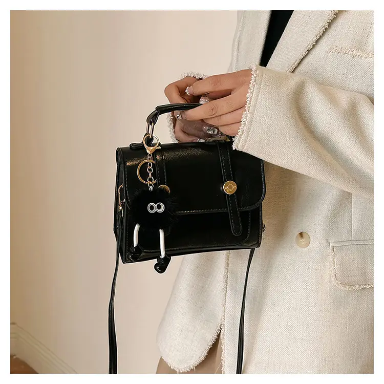 Women's Textured Shoulder Bag Brown New 2023 — feature 22