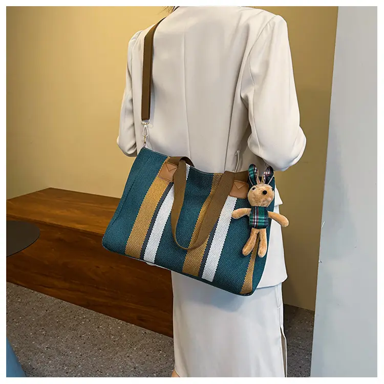 Large Striped Canvas Bag for Women Commuting Shoulder Crossbody — feature 10