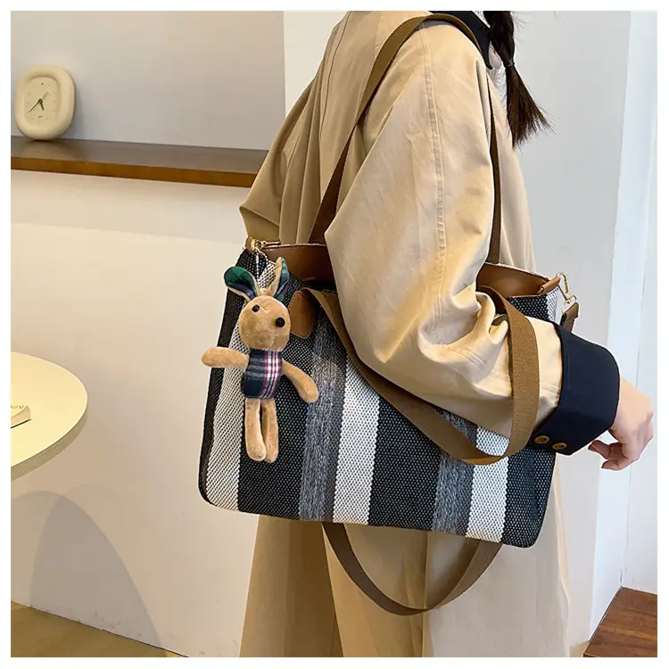 Large Striped Canvas Bag for Women Commuting Shoulder Crossbody — feature 13