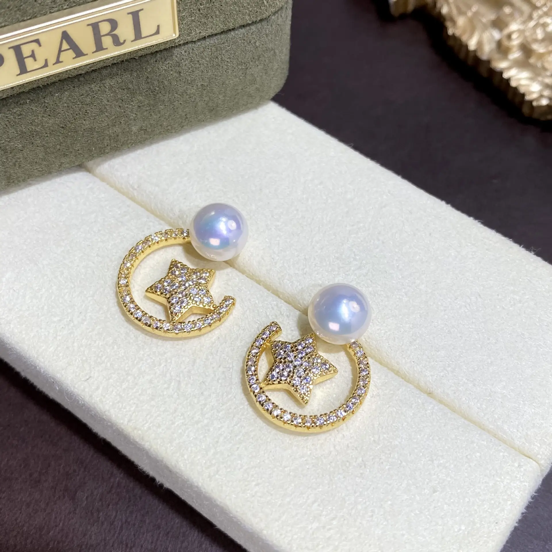 Women's Five-pointed Star Earrings with Pearl Drop