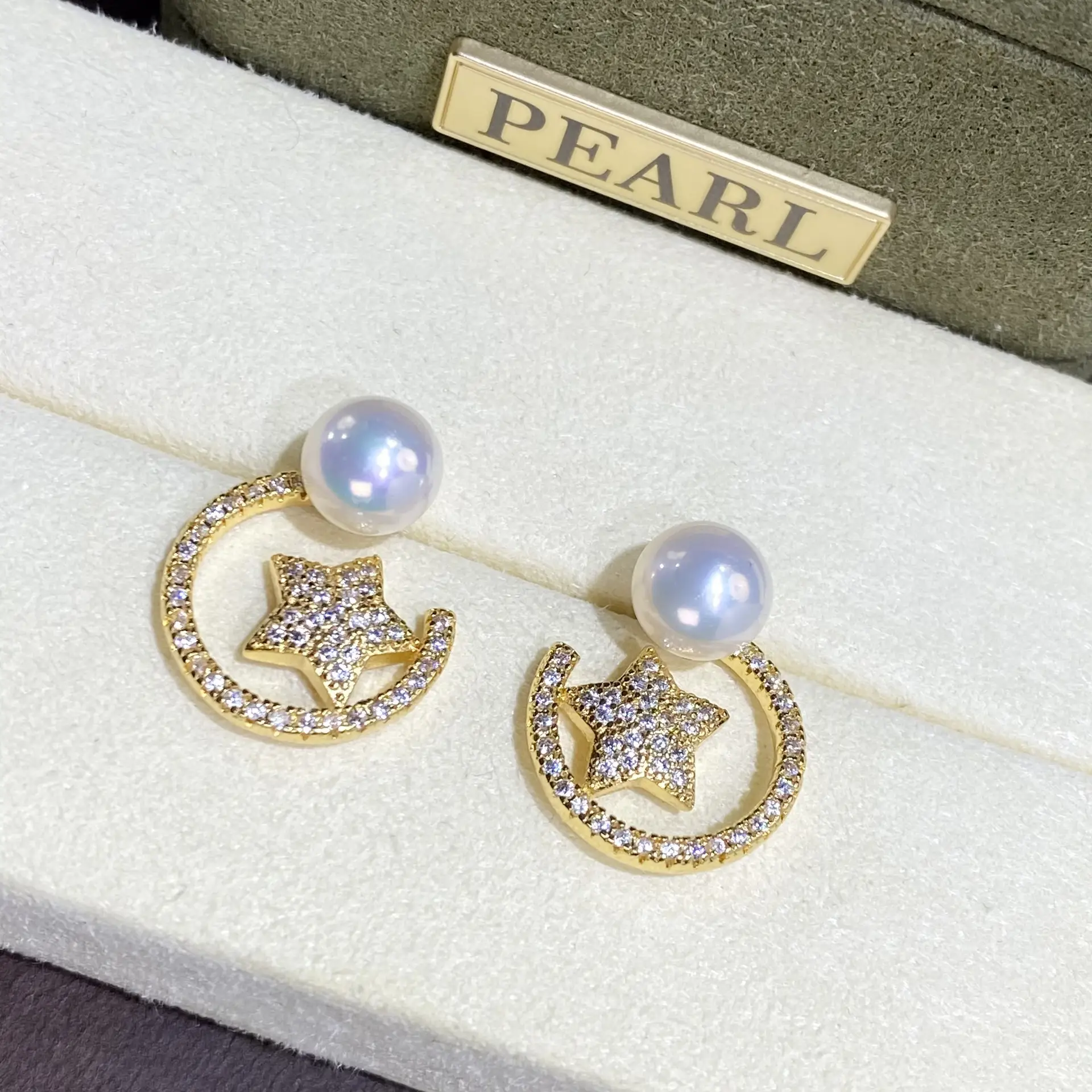 Women's Five-pointed Star Earrings with Pearl Drop — feature 6