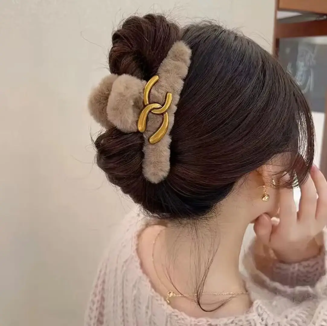 Autumn Winter Plush Hair Clips for Women — feature 6
