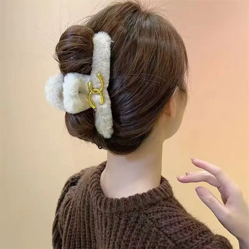 Autumn Winter Plush Hair Clips for Women — feature 7