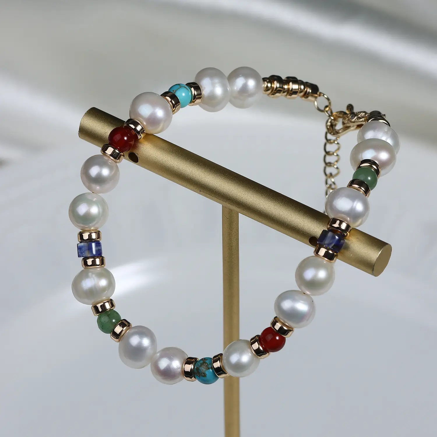 Natural Freshwater Pearl Bracelet with Crystal Agate Gem Woven Design - Image 4