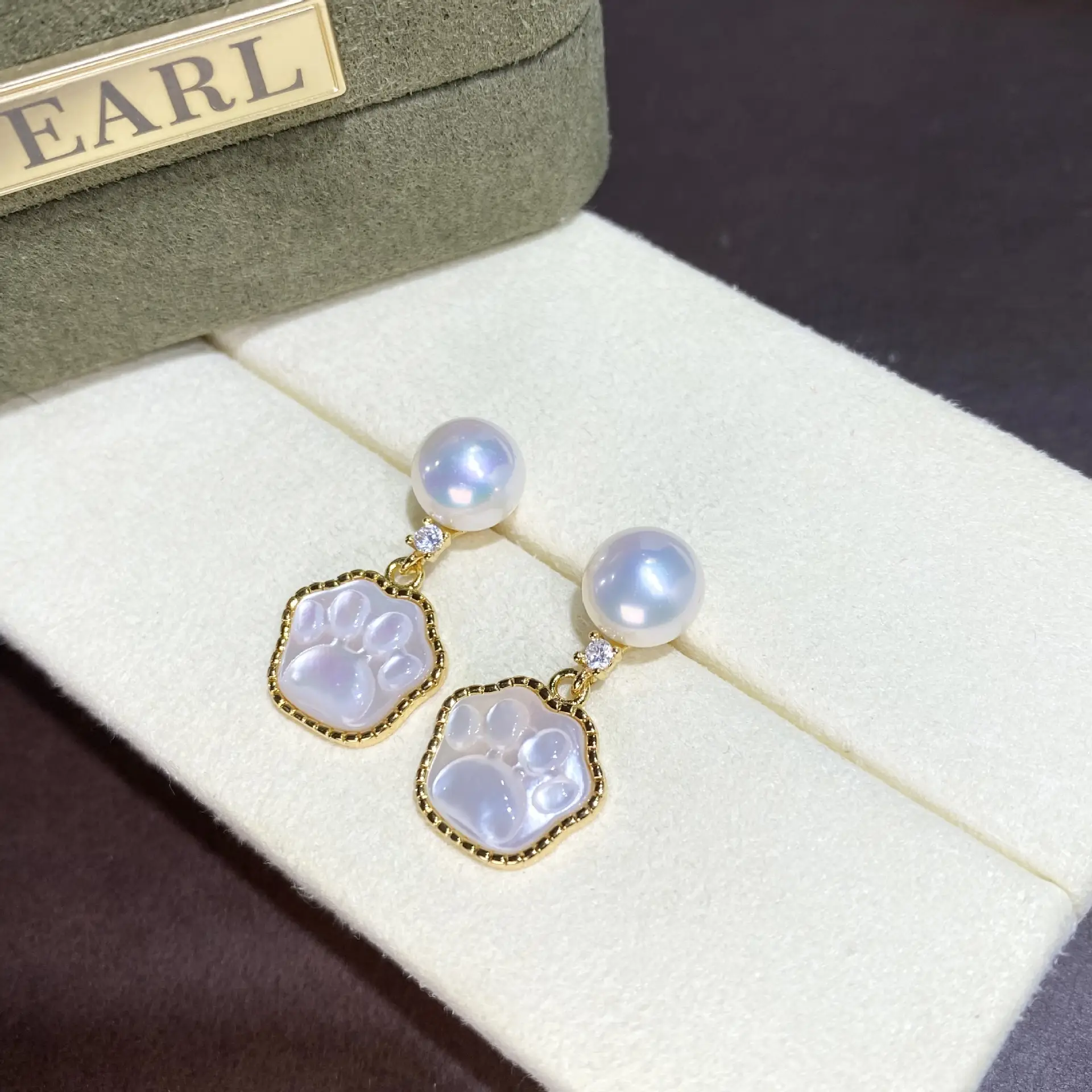 Natural Pearl Earrings High Grade Silver Pin