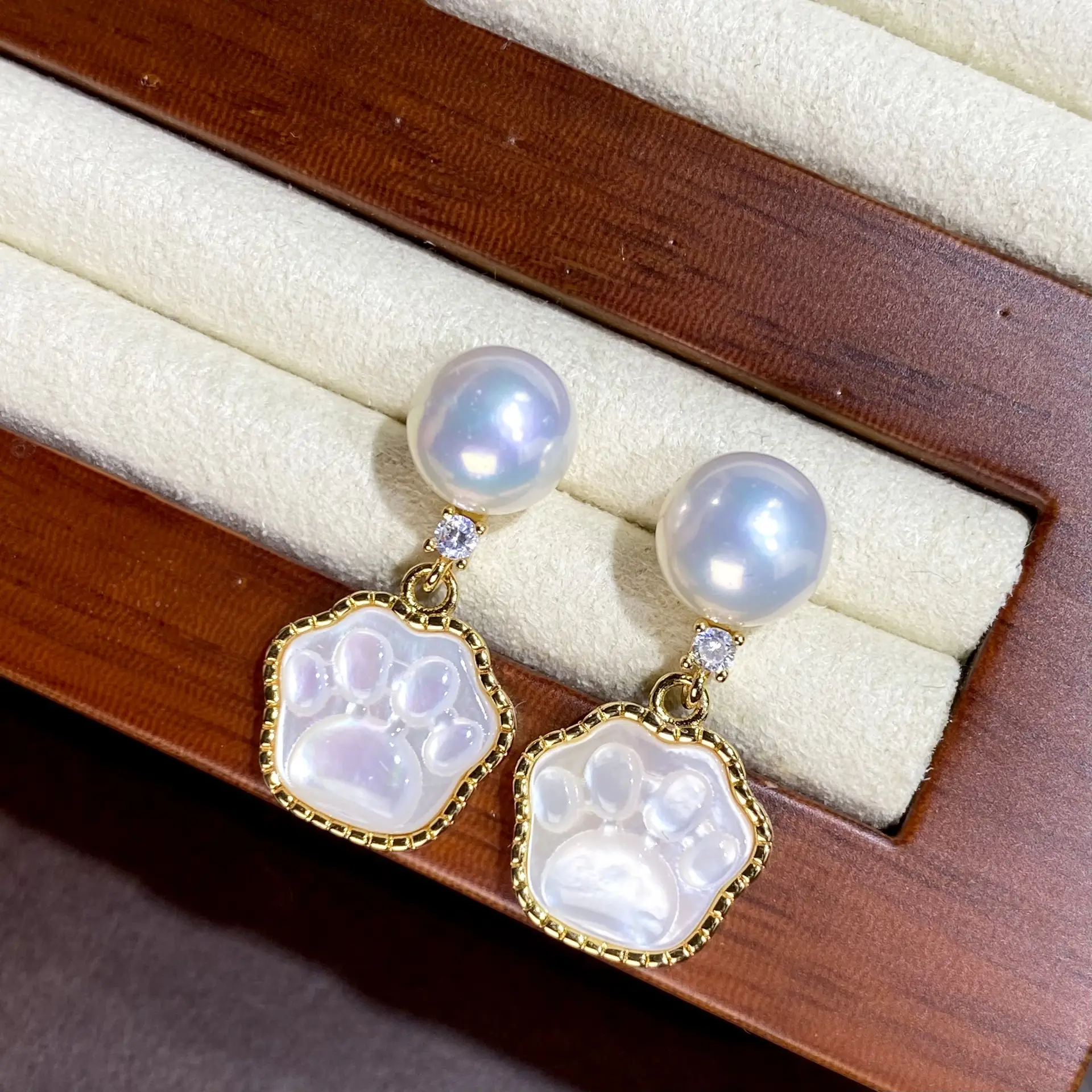 Natural Pearl Earrings High Grade Silver Pin — feature 4