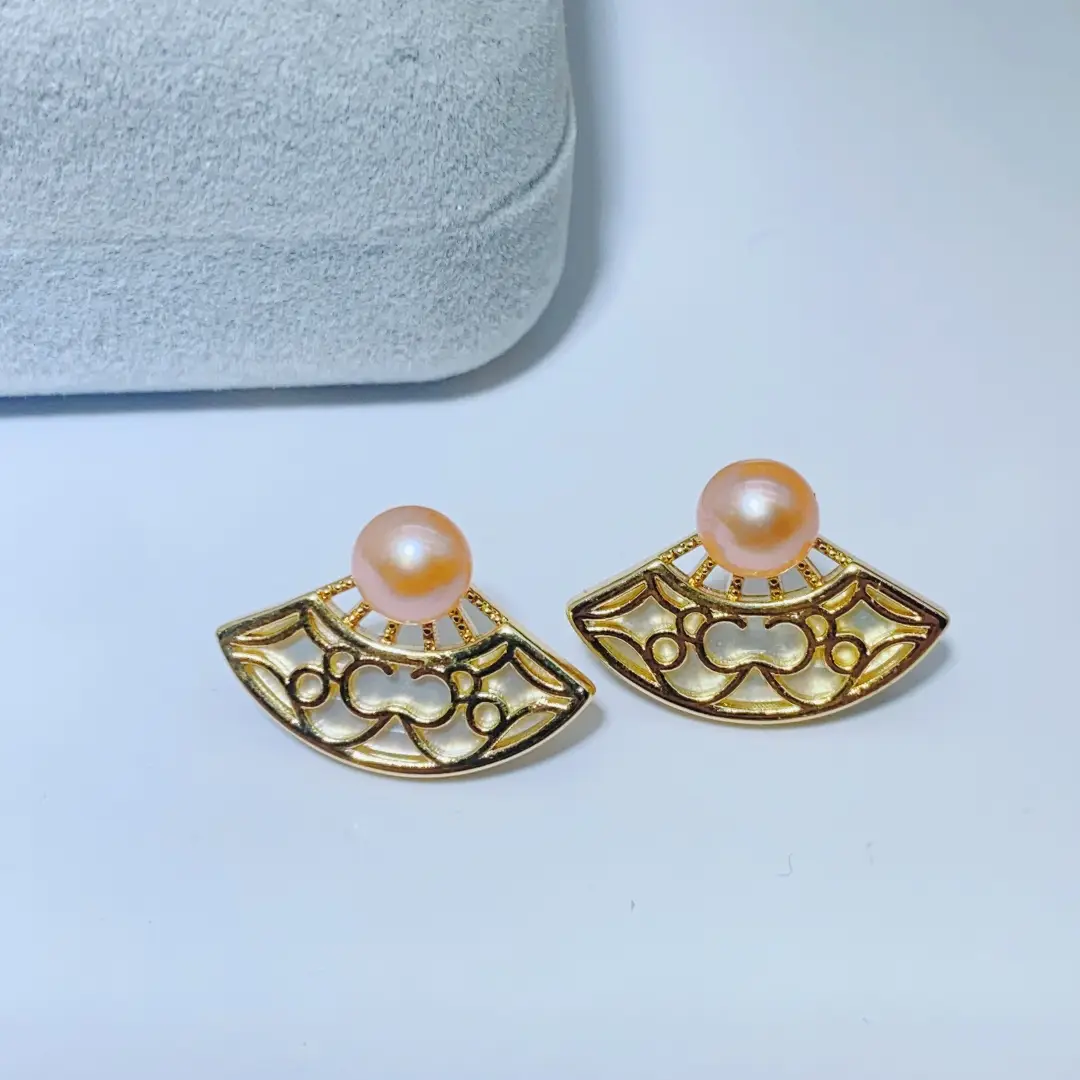 2023 Retro Shell Hollow Pearl Earrings - Image 9