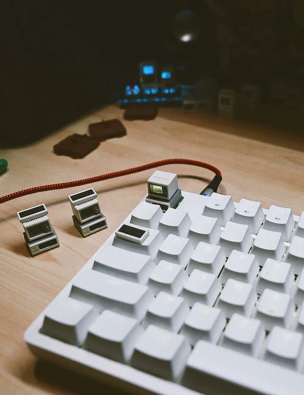 Keycap Museum mac Mita K-02 small TV keycap retro personalized transparent keycap gift mechanical keyboard — feature 10
