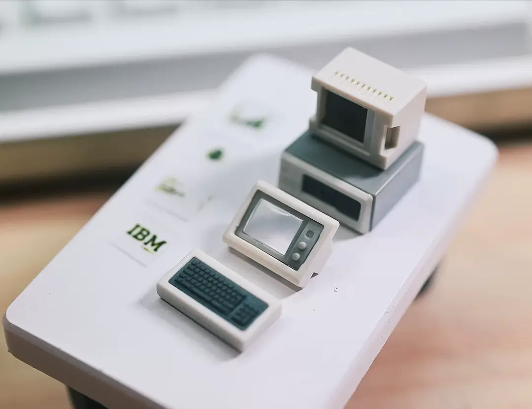 Keycap Museum mac Mita K-02 small TV keycap retro personalized transparent keycap gift mechanical keyboard — feature 4