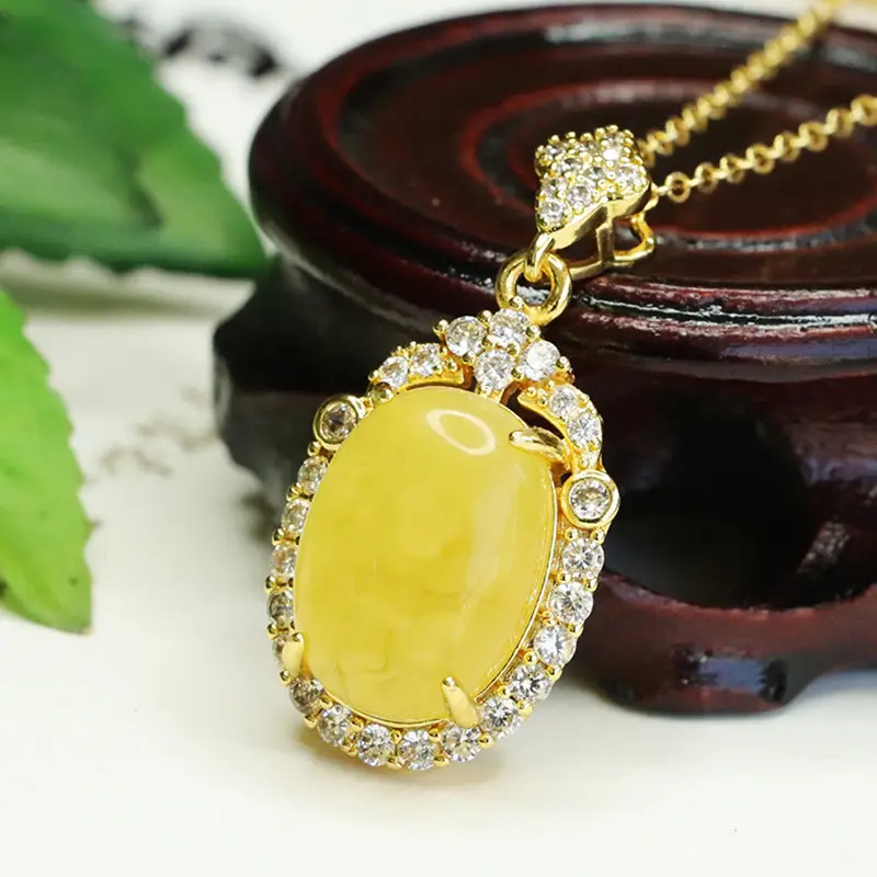 Aiyu Natural Amber Pendant Necklace with Diamond Set - Image 4