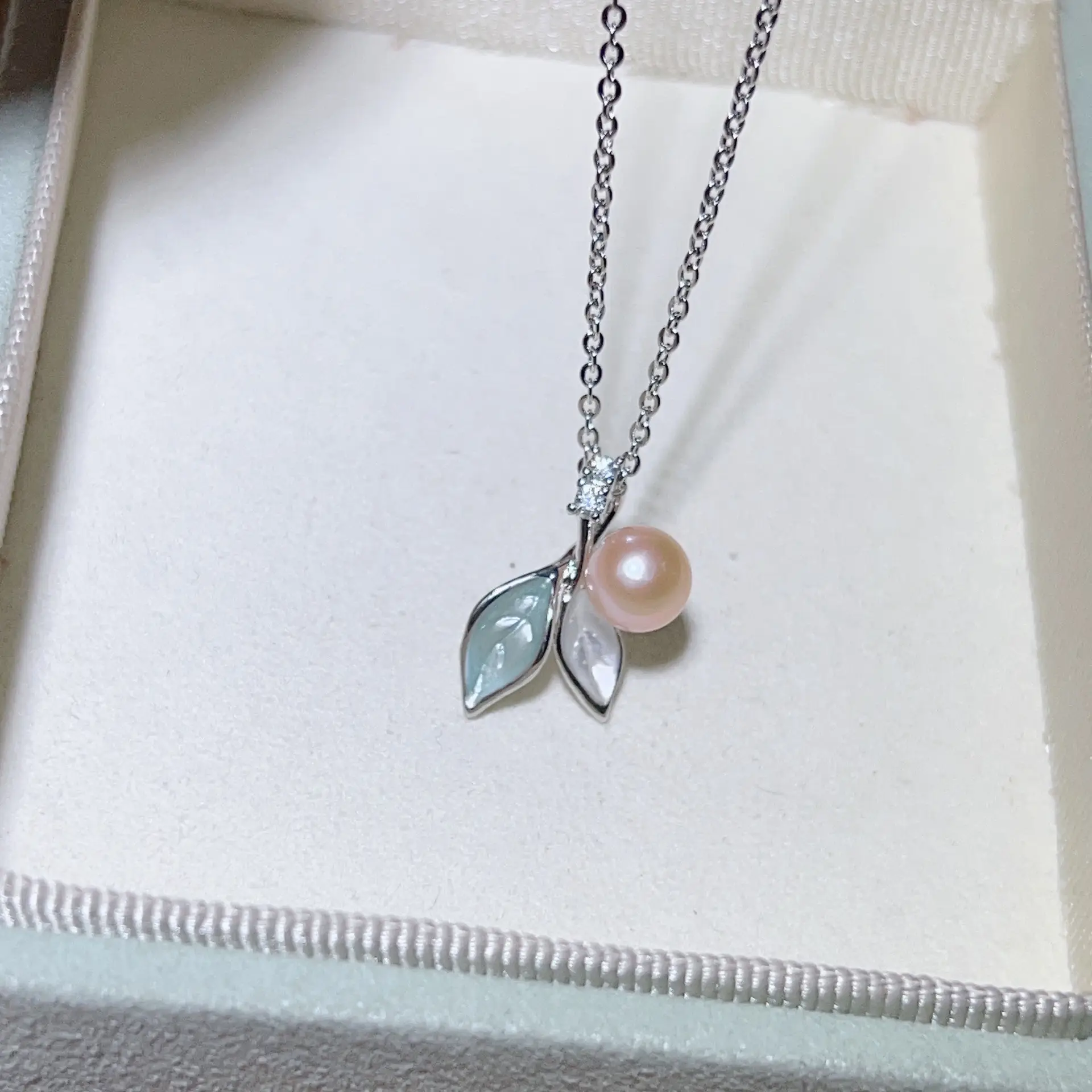 S925 Silver Pearl Leaf Earrings Necklace Ring Set - Image 7