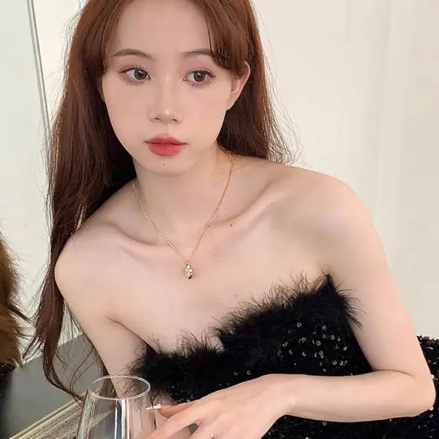 Gold Zircon Pendant Necklace for Women