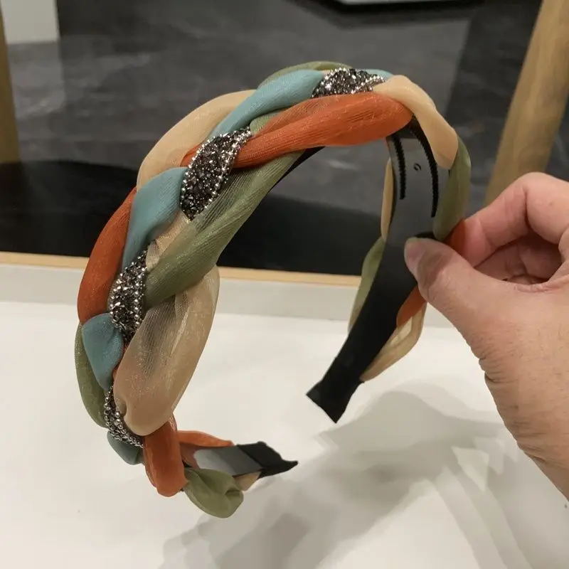 Women's Twist Retro Headband with Pearl Accents — feature 1