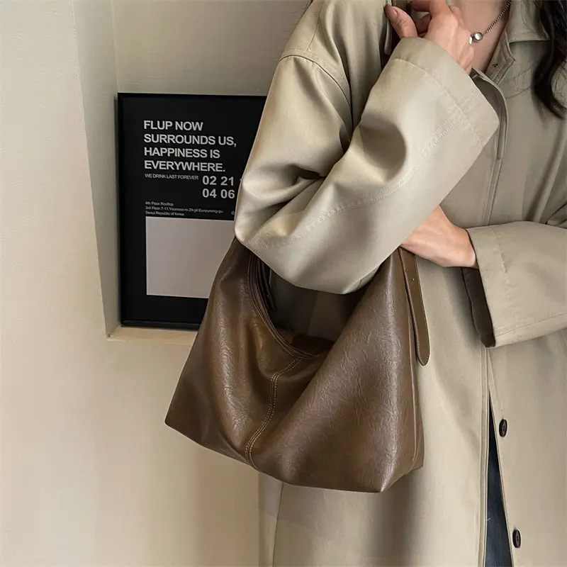 High-End Black Crossbody Bag for Women 2023 - Image 6