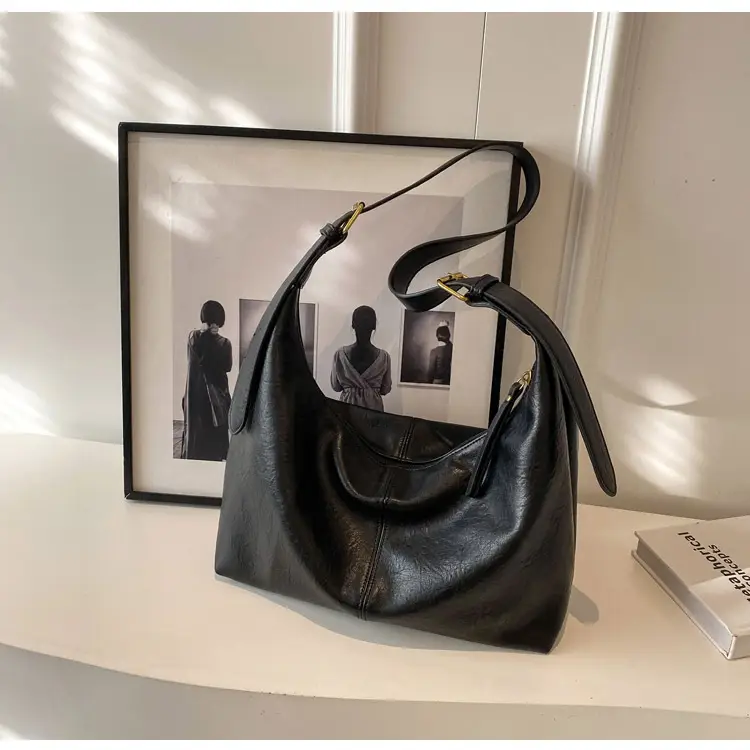 High-End Black Crossbody Bag for Women 2023 — feature 25