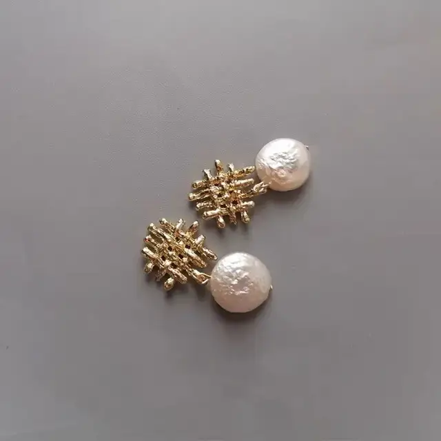 Women's Korean Style Pearl Earrings Gold Plated 14K - Image 4