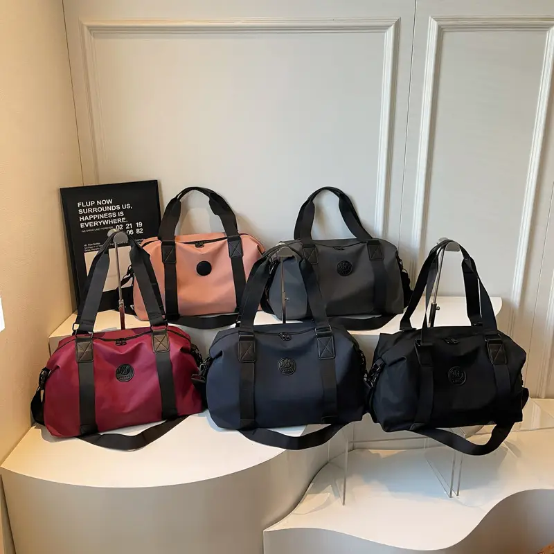 Large Capacity Yoga Bag Red Black Shoulder Handbag - Image 8