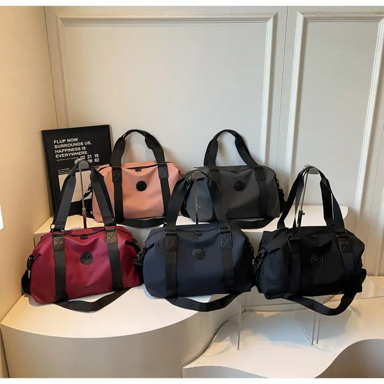 Large Capacity Yoga Bag Red Black Shoulder Handbag — feature 20