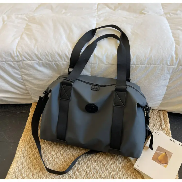 Large Capacity Yoga Bag Red Black Shoulder Handbag — feature 34