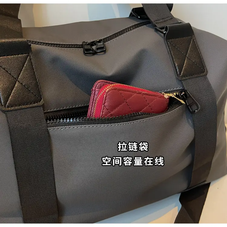 Large Capacity Yoga Bag Red Black Shoulder Handbag — feature 5