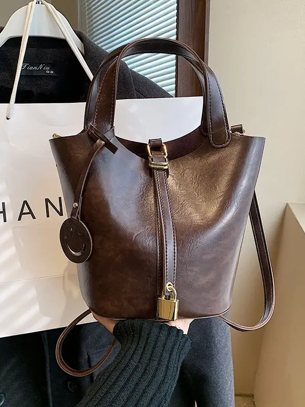 Women's Brown Leather Shoulder Bag 2023 Retro Style - Image 4