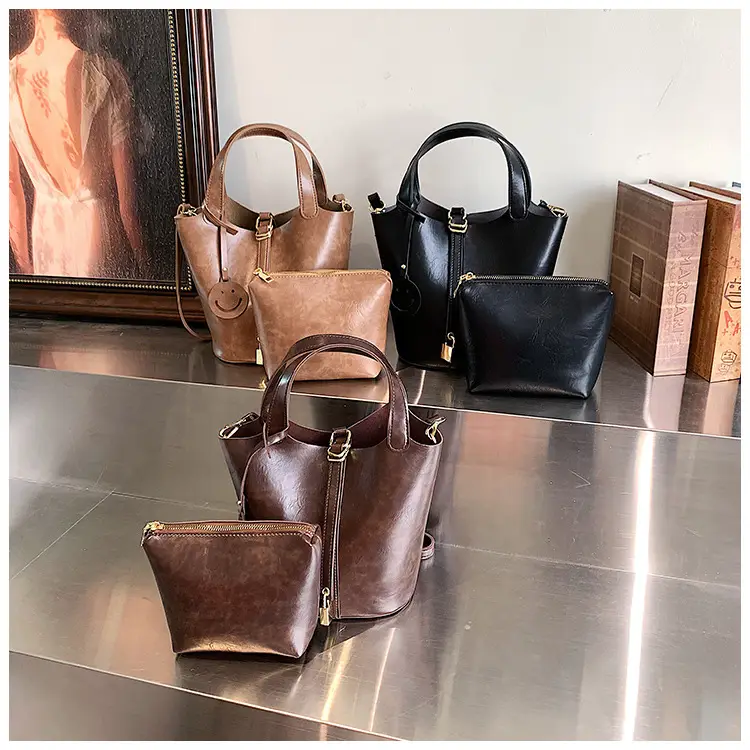 Women's Brown Leather Shoulder Bag 2023 Retro Style — feature 19