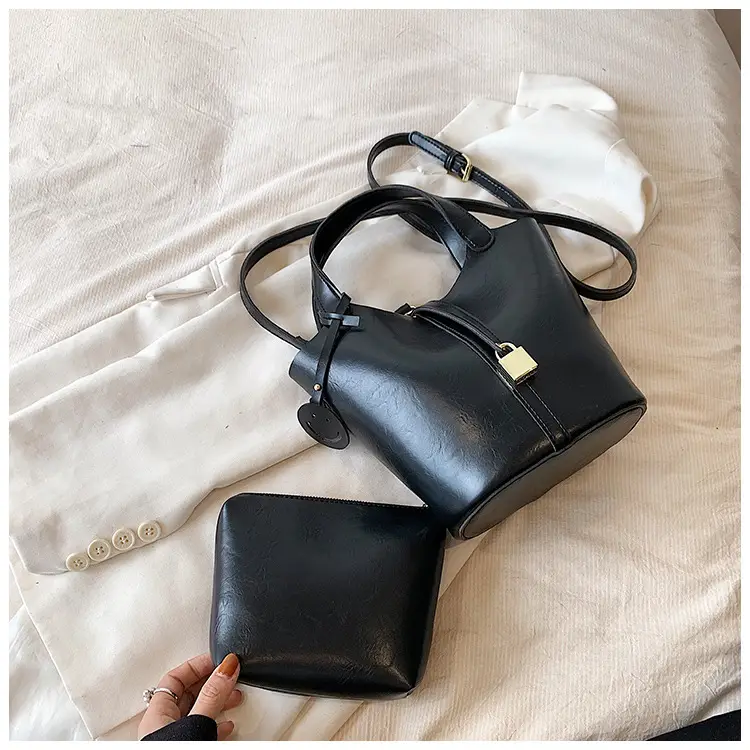 Women's Brown Leather Shoulder Bag 2023 Retro Style