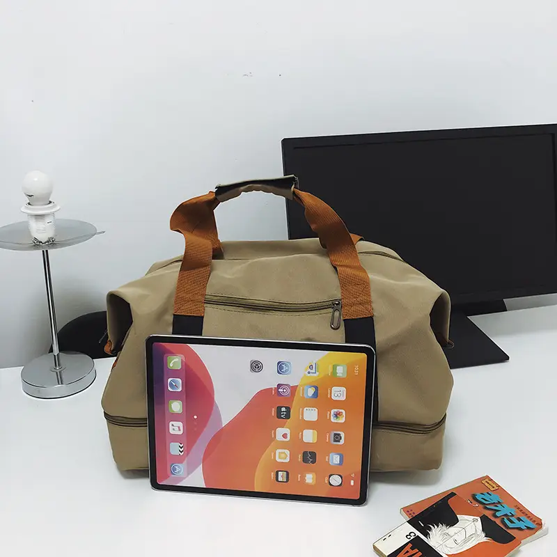 Red Wet & Dry Yoga Fitness Bag Large Capacity Women's Messenger — feature 18