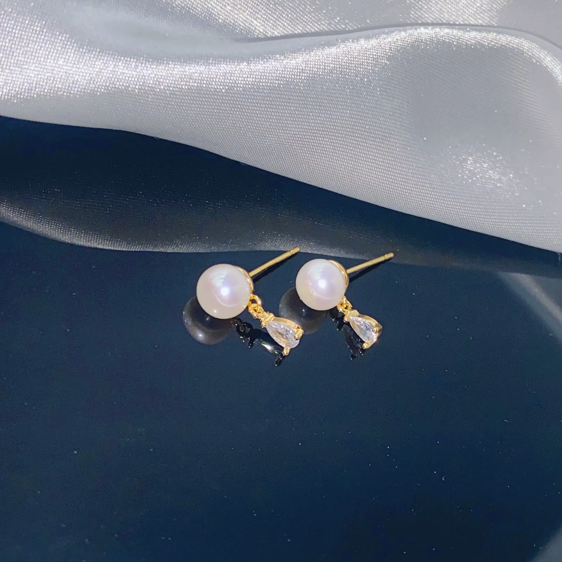S925 Pearl Earrings Set with Zircon & Micro-inlay — feature 11