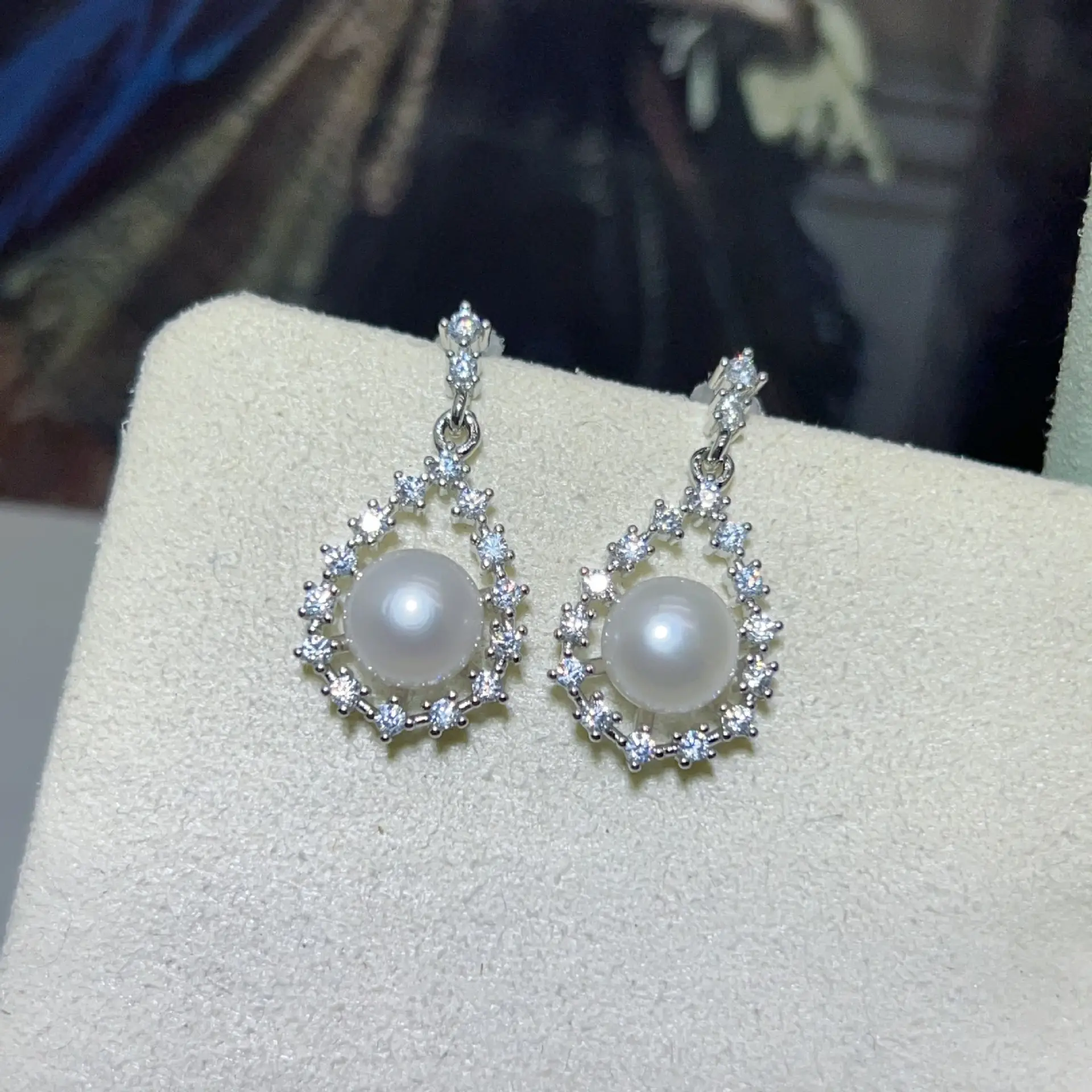S925 Pearl Earrings Set with Zircon & Micro-inlay — feature 7