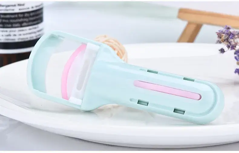 Pink Push-Type Eyelash Curler for Women — feature 15