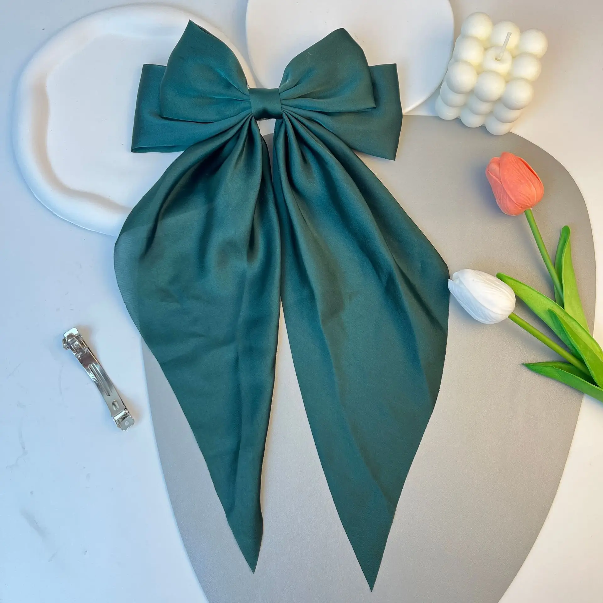 Elegant White Satin Hair Clip with Big Bow Design
