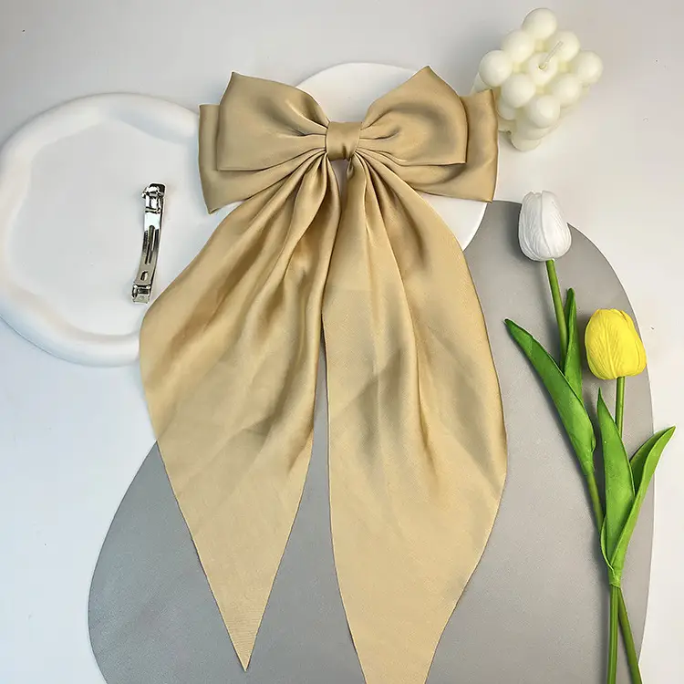 Elegant White Satin Hair Clip with Big Bow Design