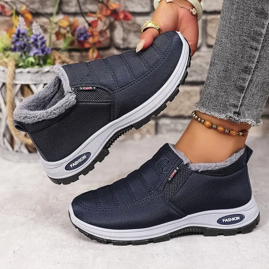 Middle-Aged and Elderly Cotton Shoes for Men and Women, Fleece-Lined Old Beijing Cloth Shoes, Thickened and Warm, Women's Low-Top Cold-Proof, Same Style as Export Models - Image 3