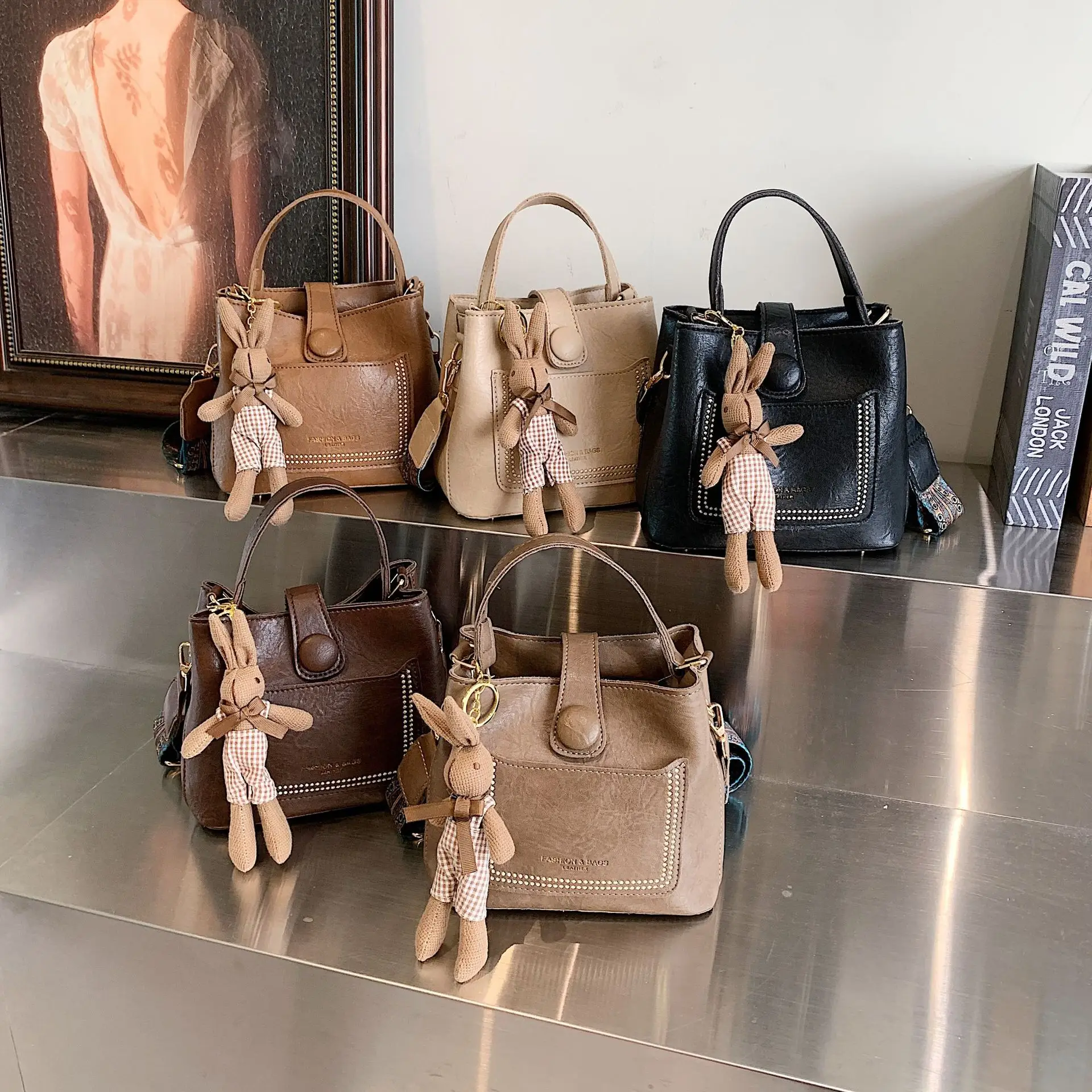 Women Retro Brown Shoulder Messenger Bag 2023 - Image 2