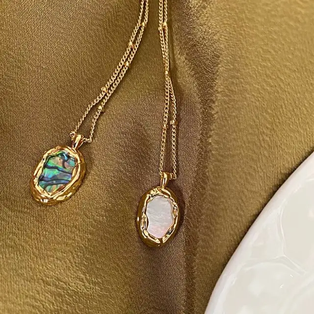 Double Sided Shell Necklace for Women Gold Plated - Image 3