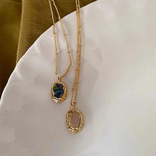 Double Sided Shell Necklace for Women Gold Plated - Image 4