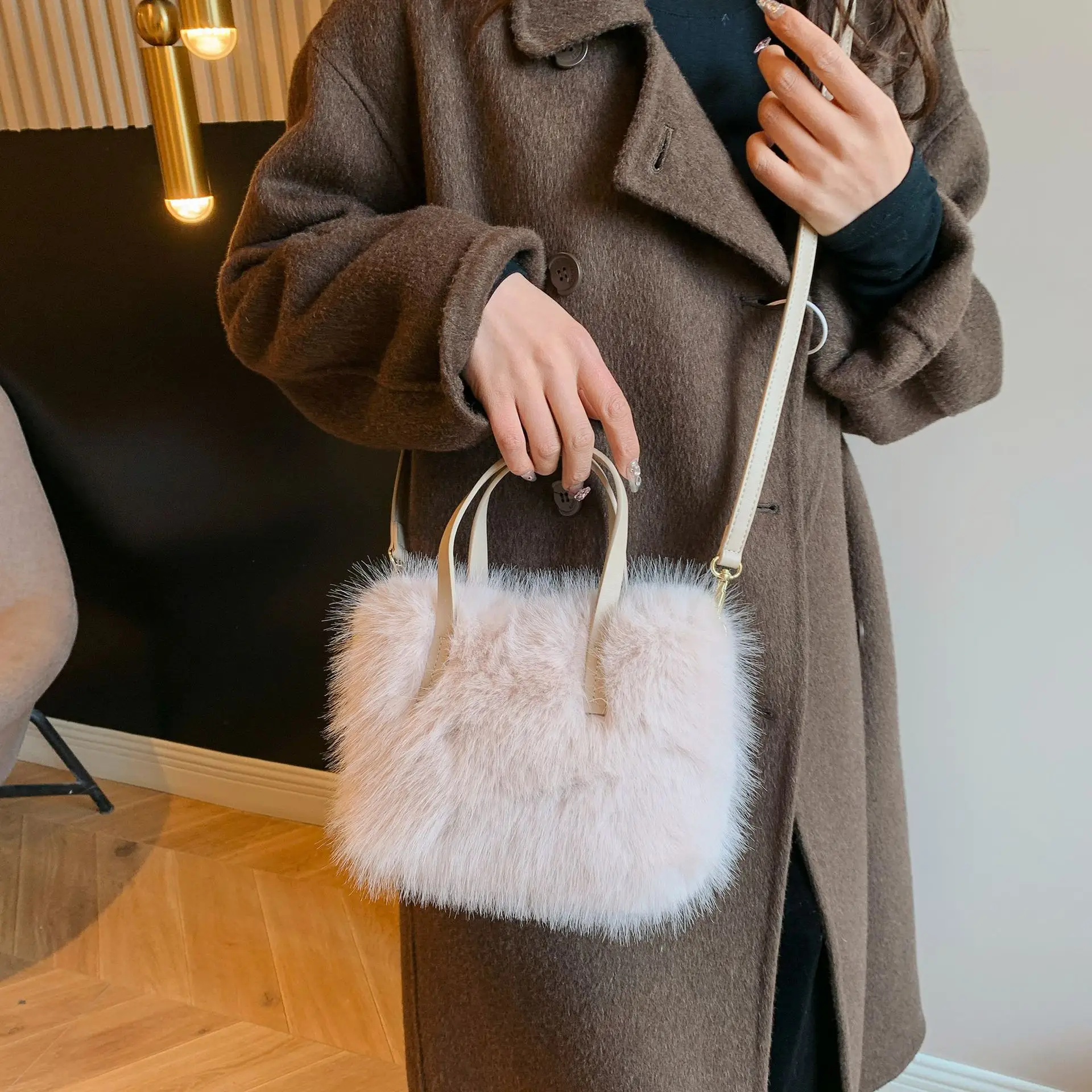 Women's Faux Fur Shoulder Bag Brown Winter - Image 4