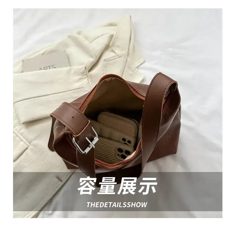 Brown Canvas Shoulder Bag for Women 2022 — feature 8