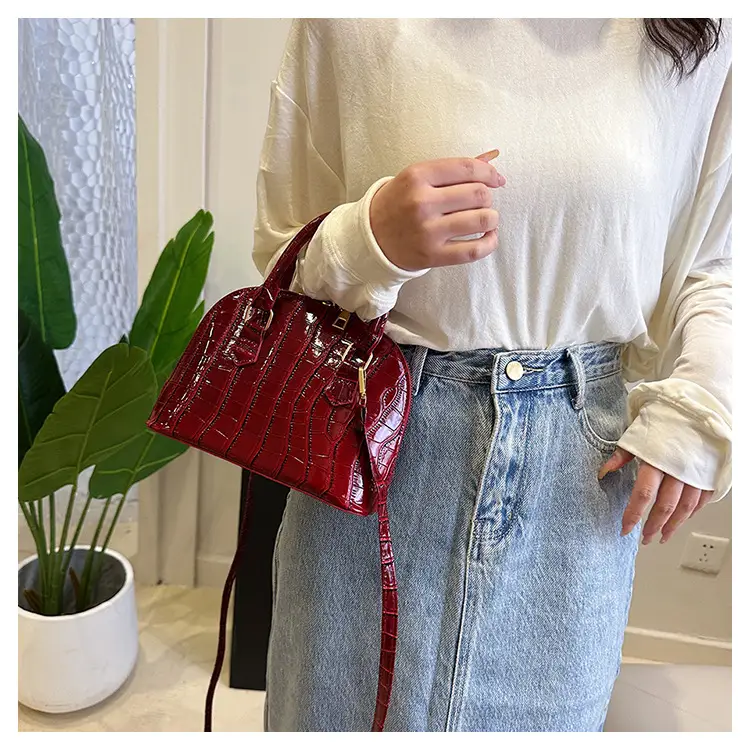 Elegant White Croc Leather Shoulder Bag for Women — feature 33