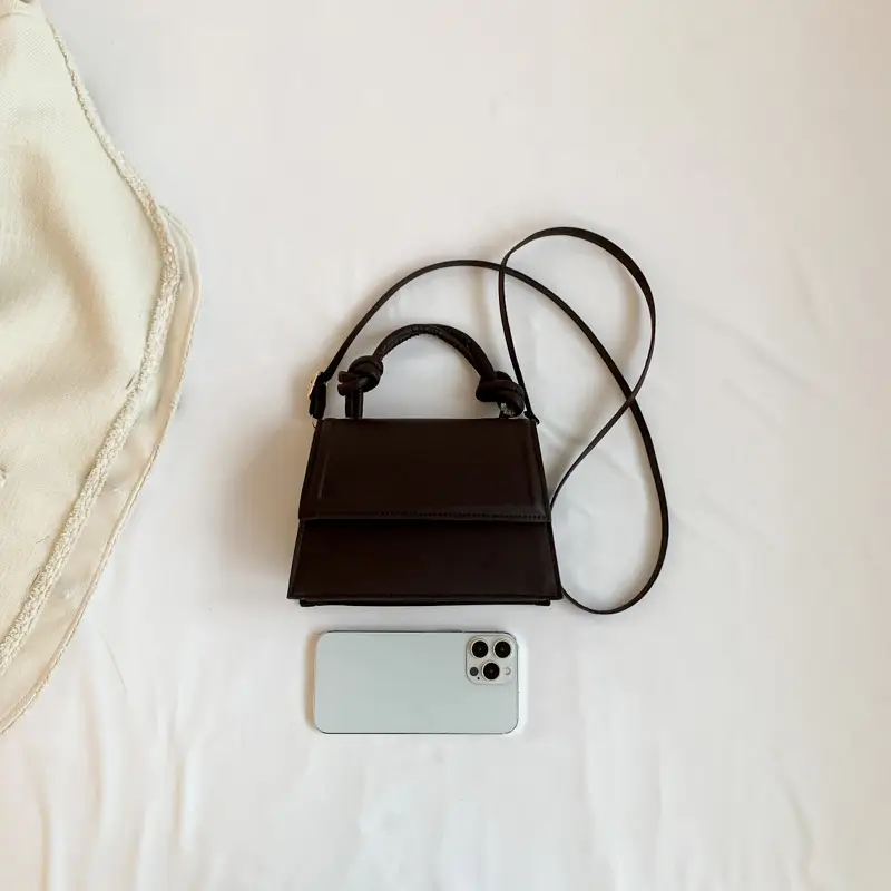 Small Knotted Handbag for Women 2026 Spring/Summer - Image 9