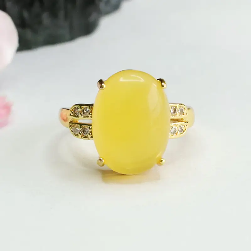 Guan Yu Natural Amber Ring Gold Plated Ethnic Style — feature 7