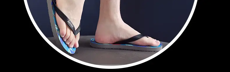 Slippers men's summer flip flops outdoor wear non-slip casual men's outdoor beach shoes flip-flops Korean style trendy internet red slippers — feature 16