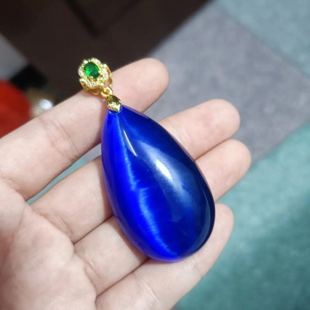 Green Water Drop Jade Pendant Necklace for Women - Image 7