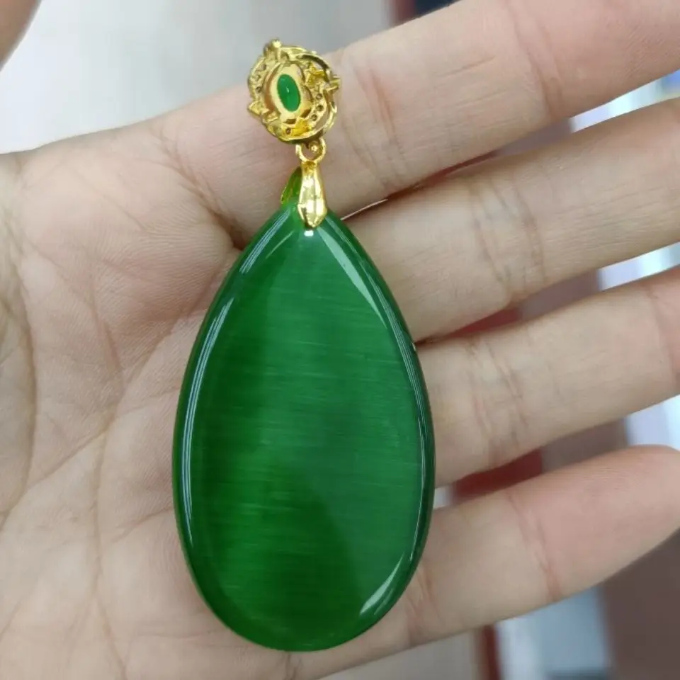 Green Water Drop Jade Pendant Necklace for Women — feature 6