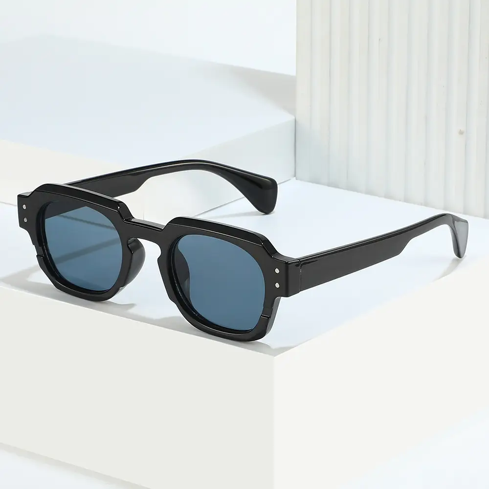 Men Retro Square Sunglasses Green Brown - Image 9