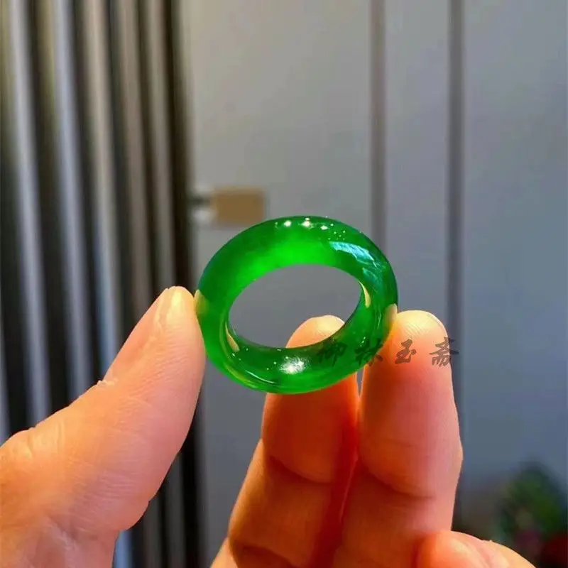 Ice Yang Green Jade Ring Unisex Hot Green - Image 5