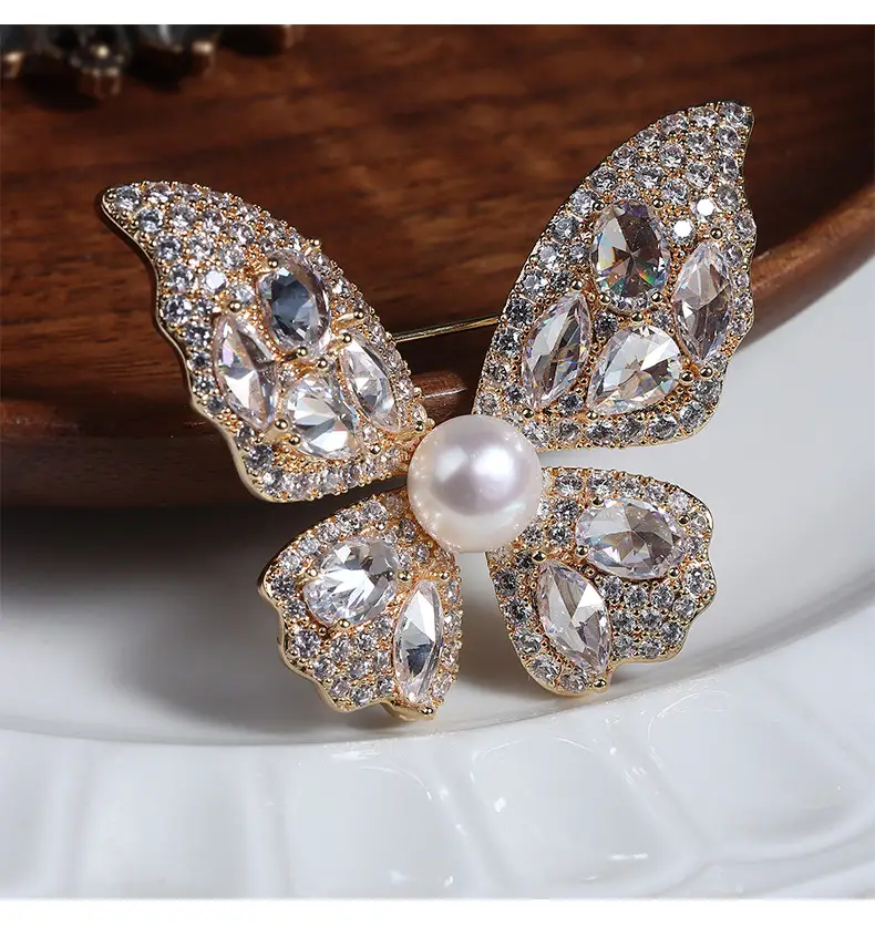 Dream Crystal Butterfly Brooch with Pearl for Women - Image 2