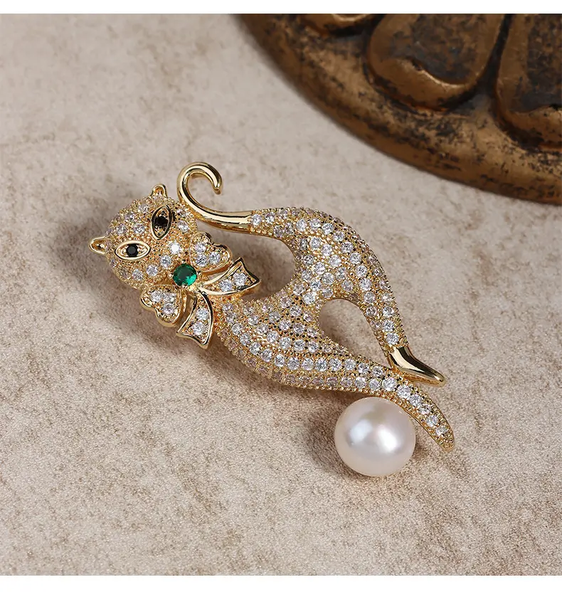 Dream Crystal Butterfly Brooch with Pearl for Women - Image 6