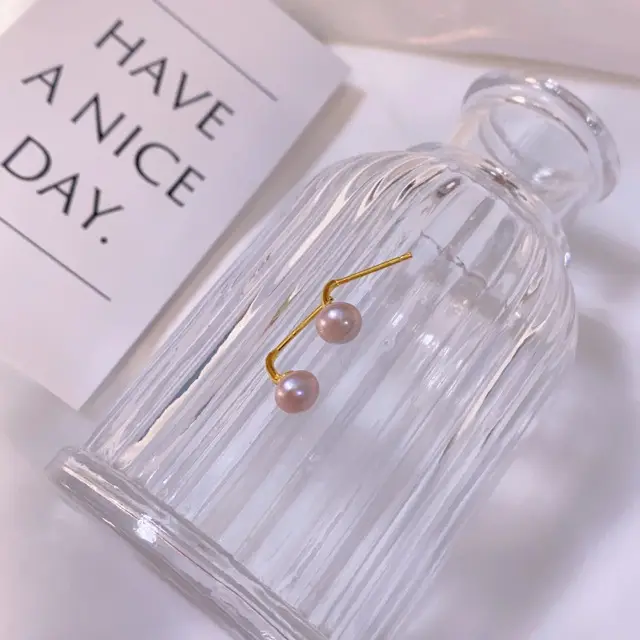 Women's Pearl Earrings Gold Plated Retro Elegant - Image 2
